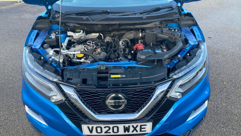 Nissan Qashqai 1.3 DiG-T 160 Tekna 5dr Petrol Hatchback